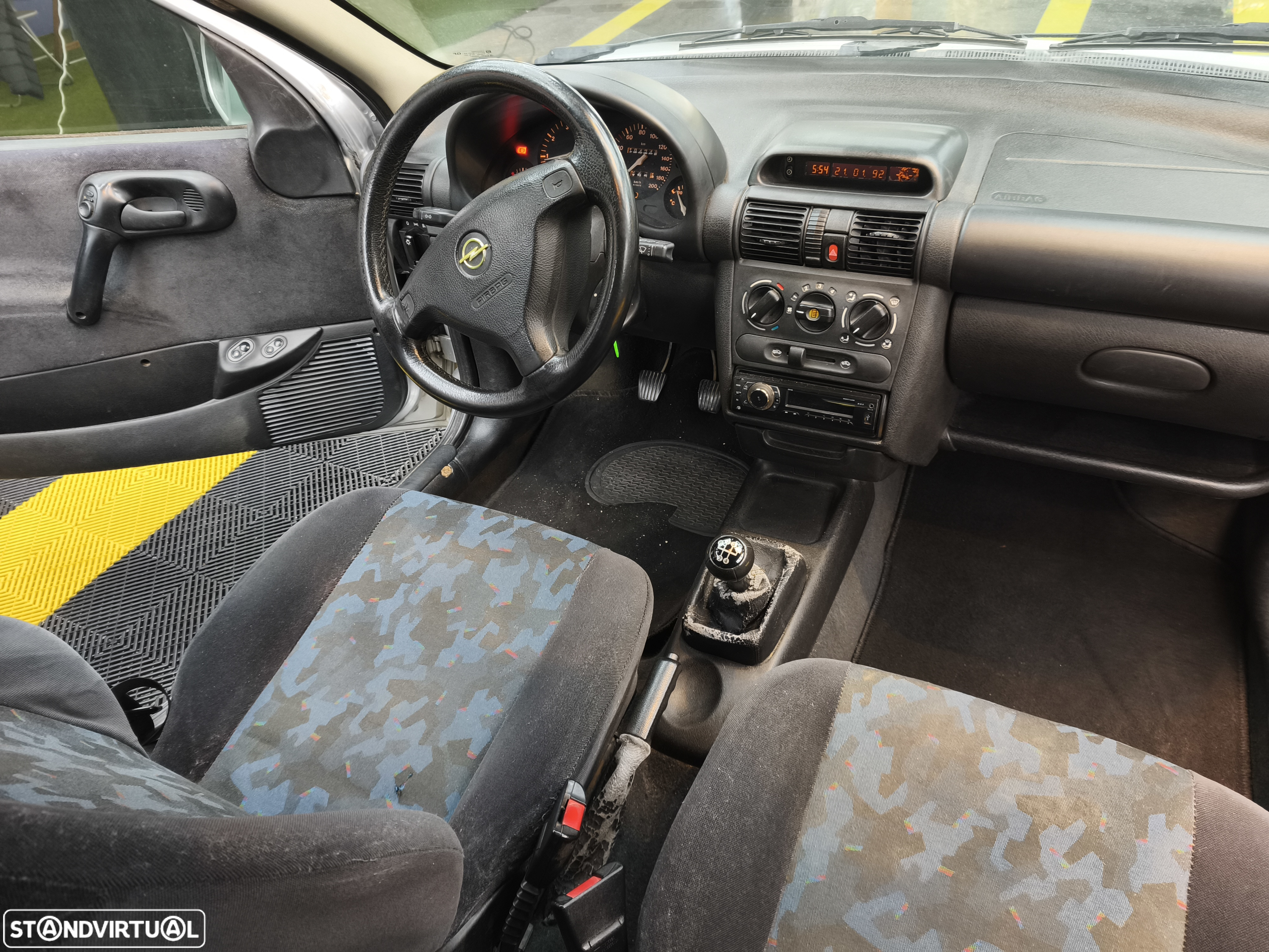Opel Corsa 1.2 16V 100 - 5