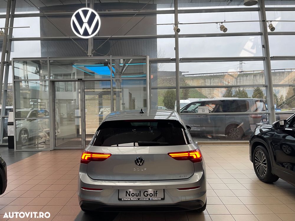 Volkswagen Golf 1.5 eTSI DSG MHEV Life - 6