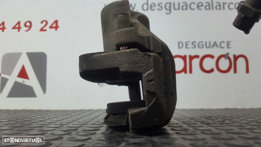 PINÇA DE TRAVÃO FRENTE DIREITA BMW X3 (E83) 3.0SD - 4