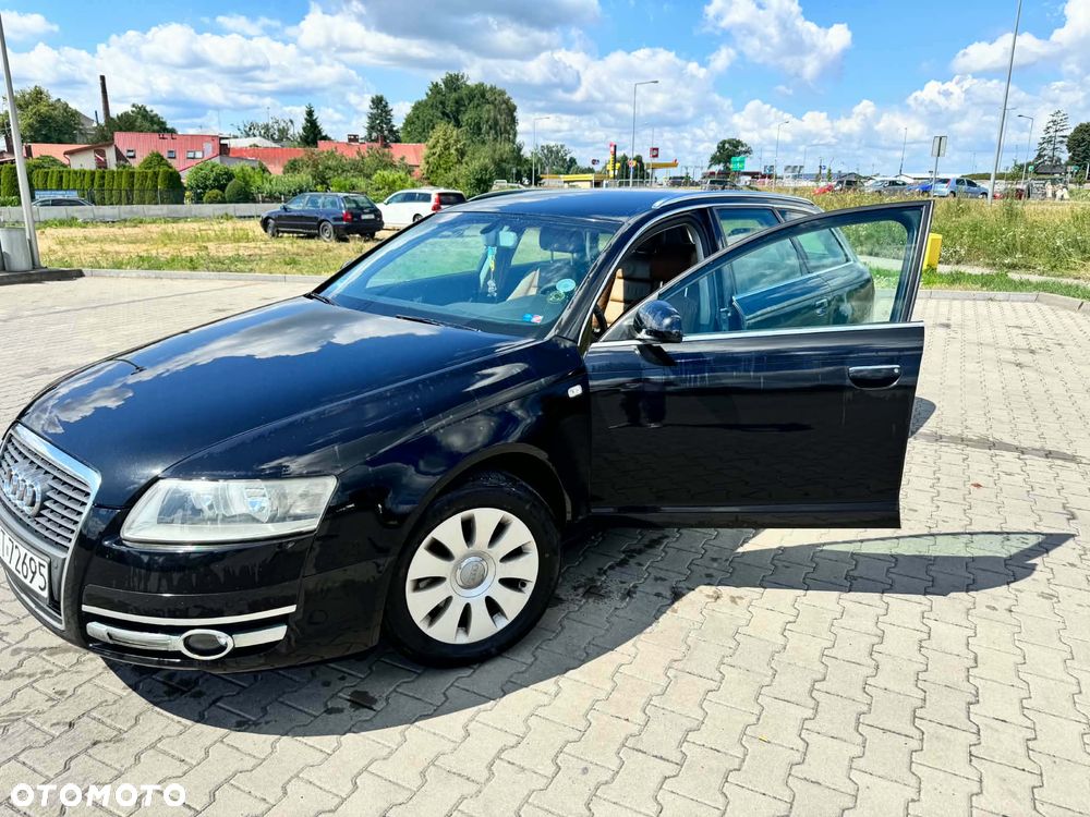 Audi A6 Avant - 1