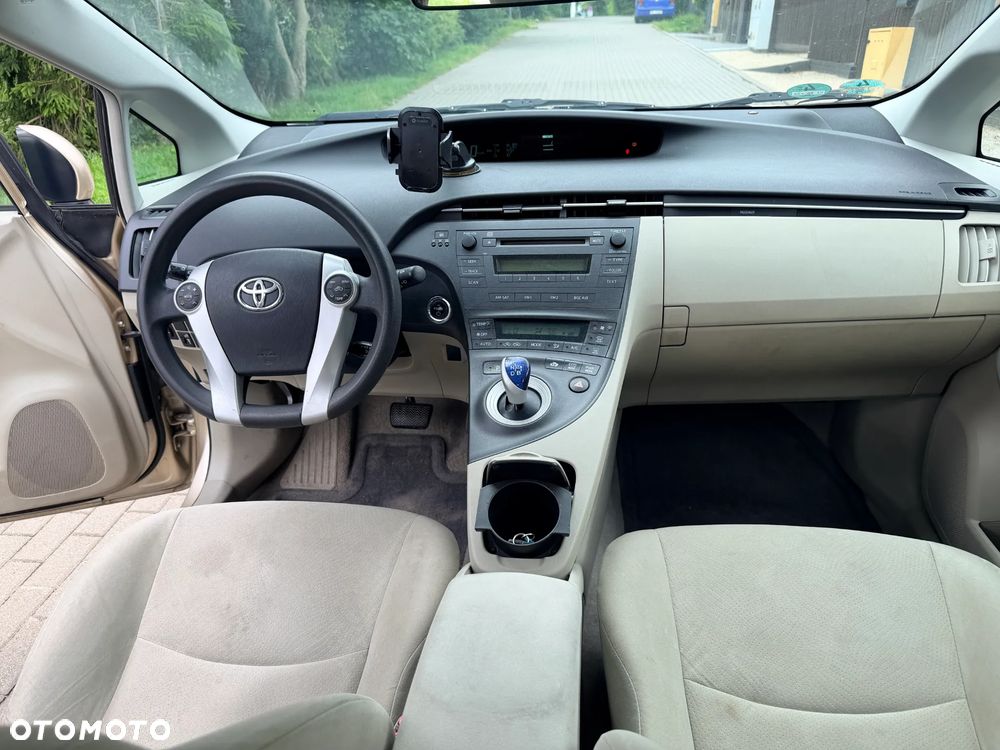 Toyota Prius 1.5 VVT-i Sol - 12
