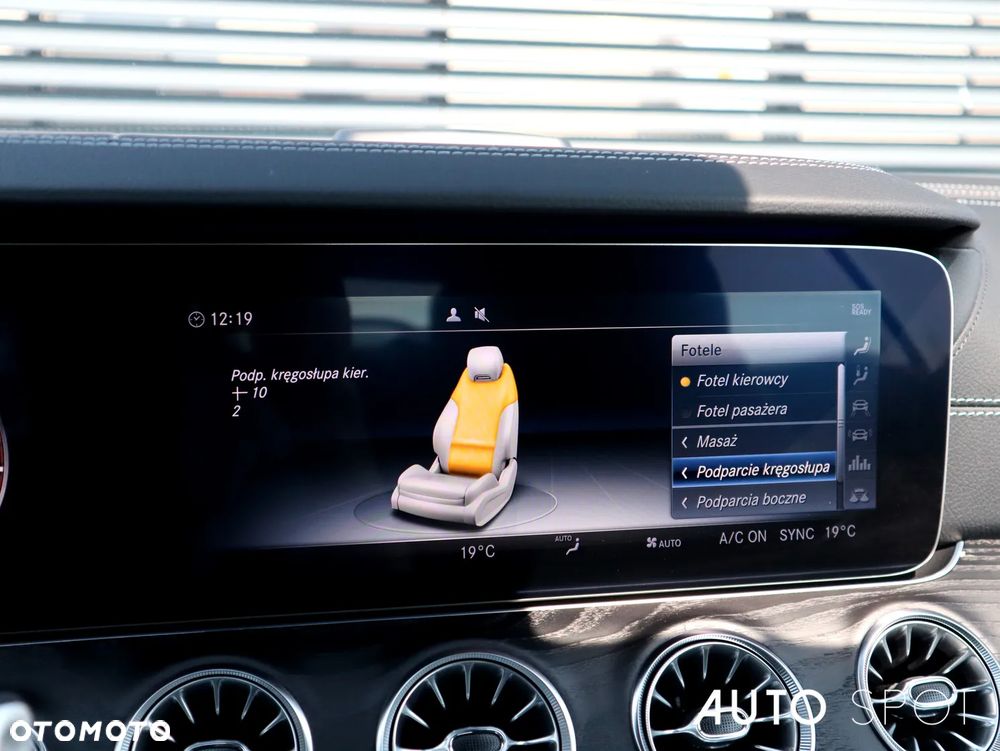 Mercedes-Benz Klasa E 400 4Matic 9G-TRONIC AMG Line - 27
