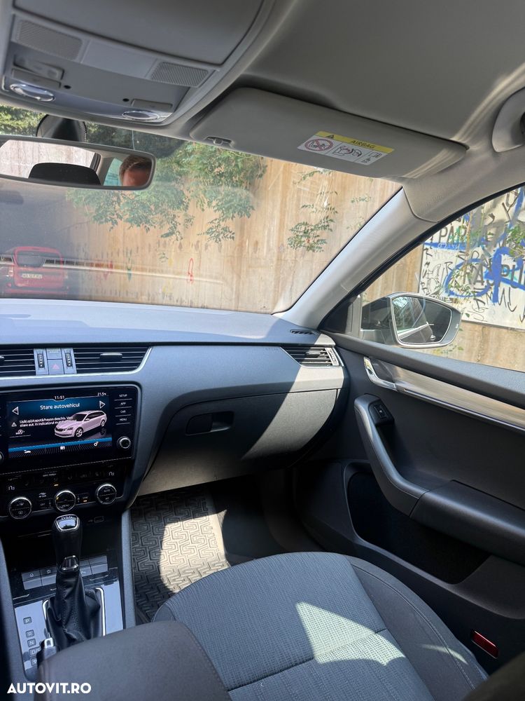 SKODA Octavia 2020 — imagine 12