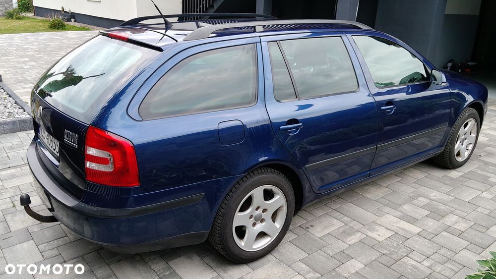 Skoda Octavia 2.0 TDI Ambiente DSG - 3