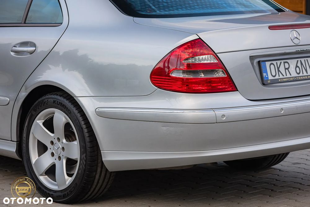 Mercedes-Benz Klasa E 500 4-Matic Avantgarde - 11