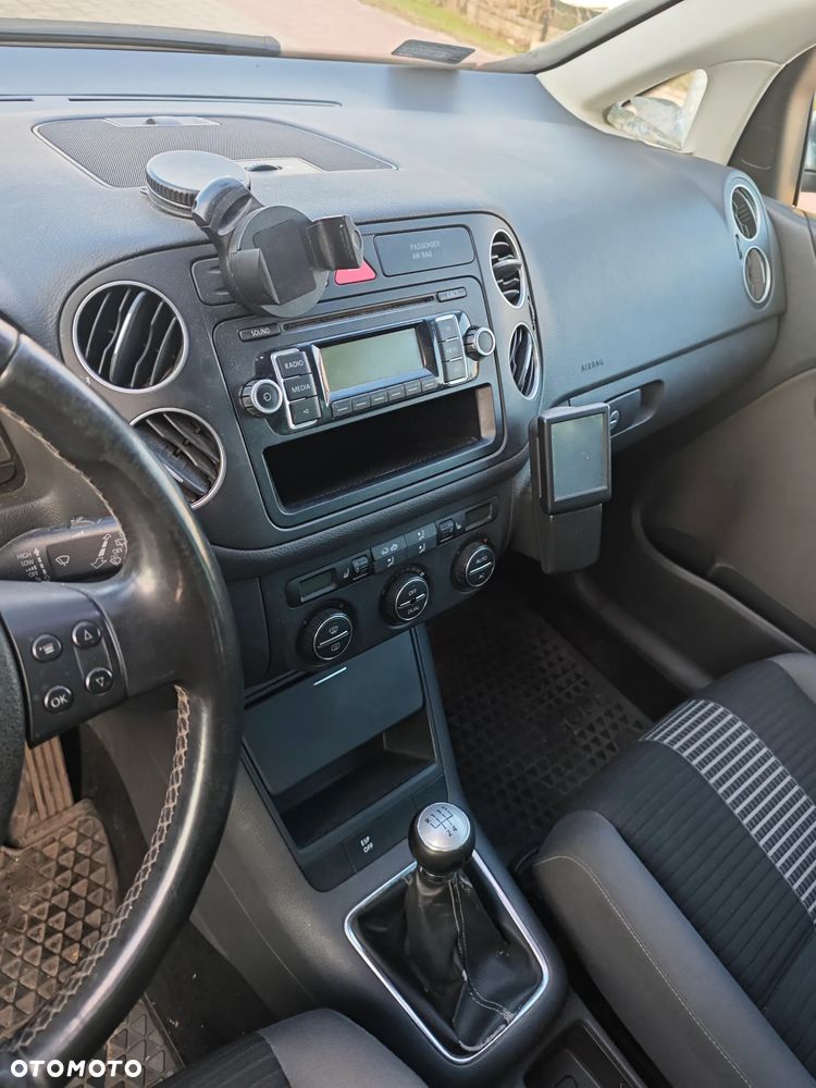 Volkswagen Golf Plus 1.9 TDI DPF United - 20