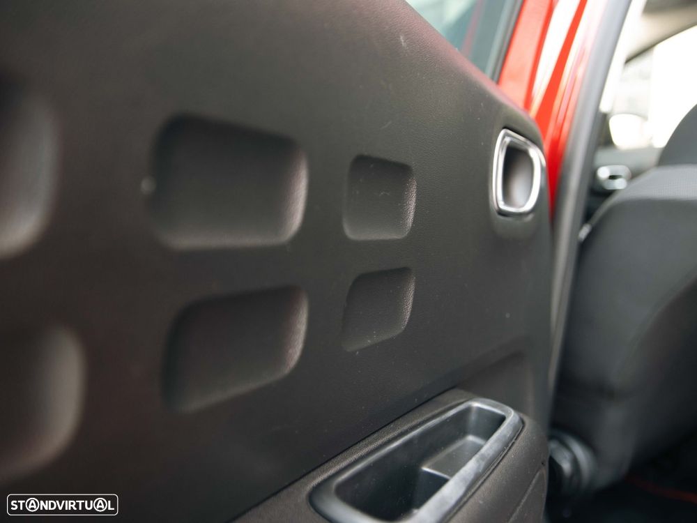 Citroën C3 1.2 PureTech Feel - 32