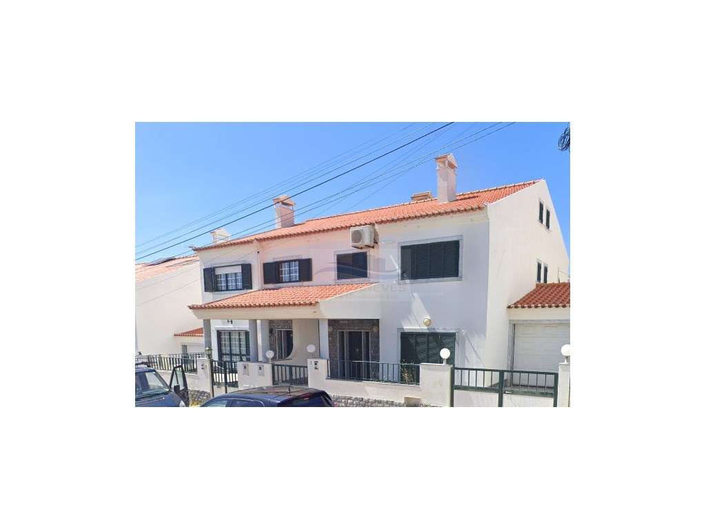 Moradia T4+1, Com Logradouro Amplo, Garagem, Com Proximidade e Vist... - Grande imagem: 3/55
