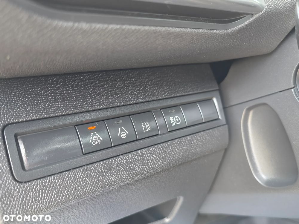 Peugeot 3008 1.6 PureTech HYbrid GT S&S EAT8 - 21