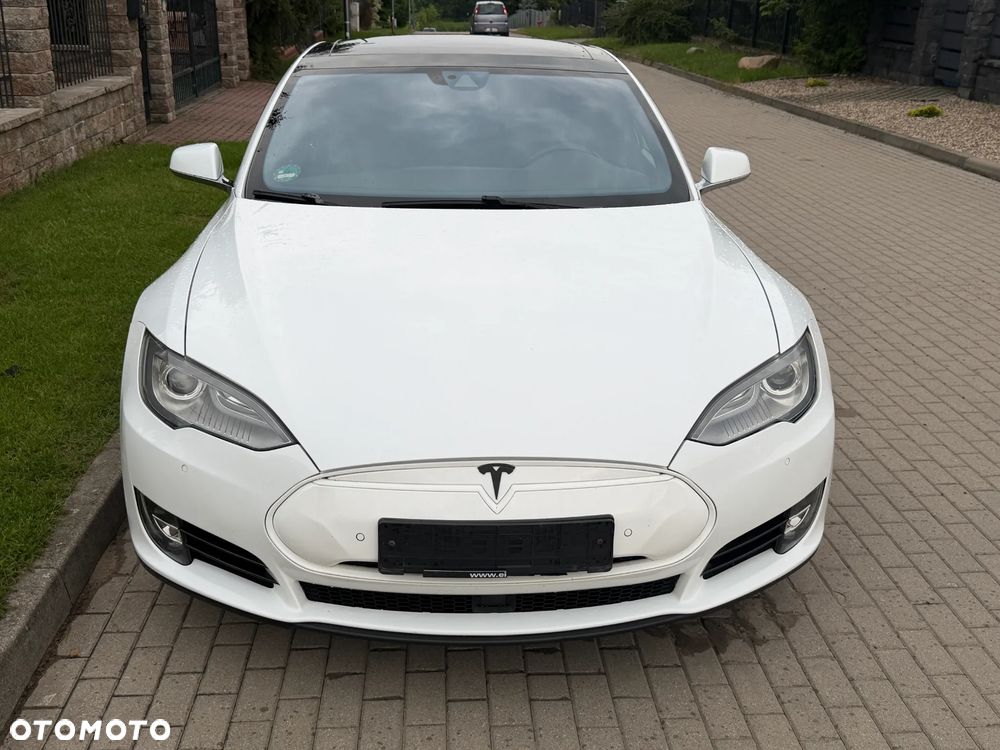 Tesla Model S 70D Allradantrieb - 23