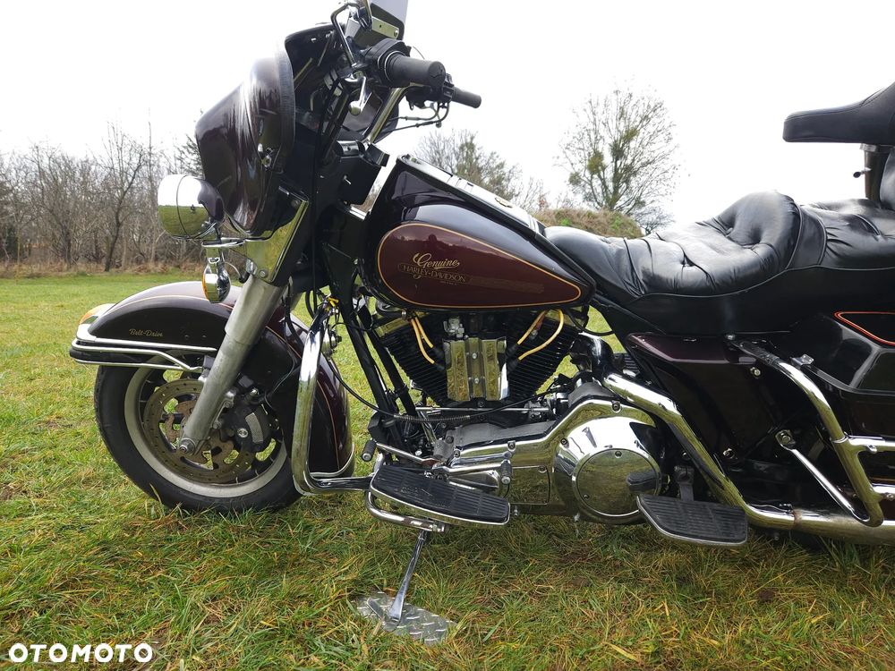 Harley-Davidson FLHT Electra Glide Standard - 11