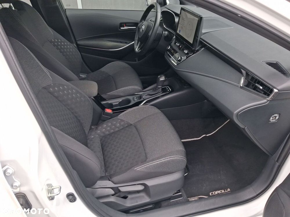 Toyota Corolla 1.8 Hybrid Comfort - 11
