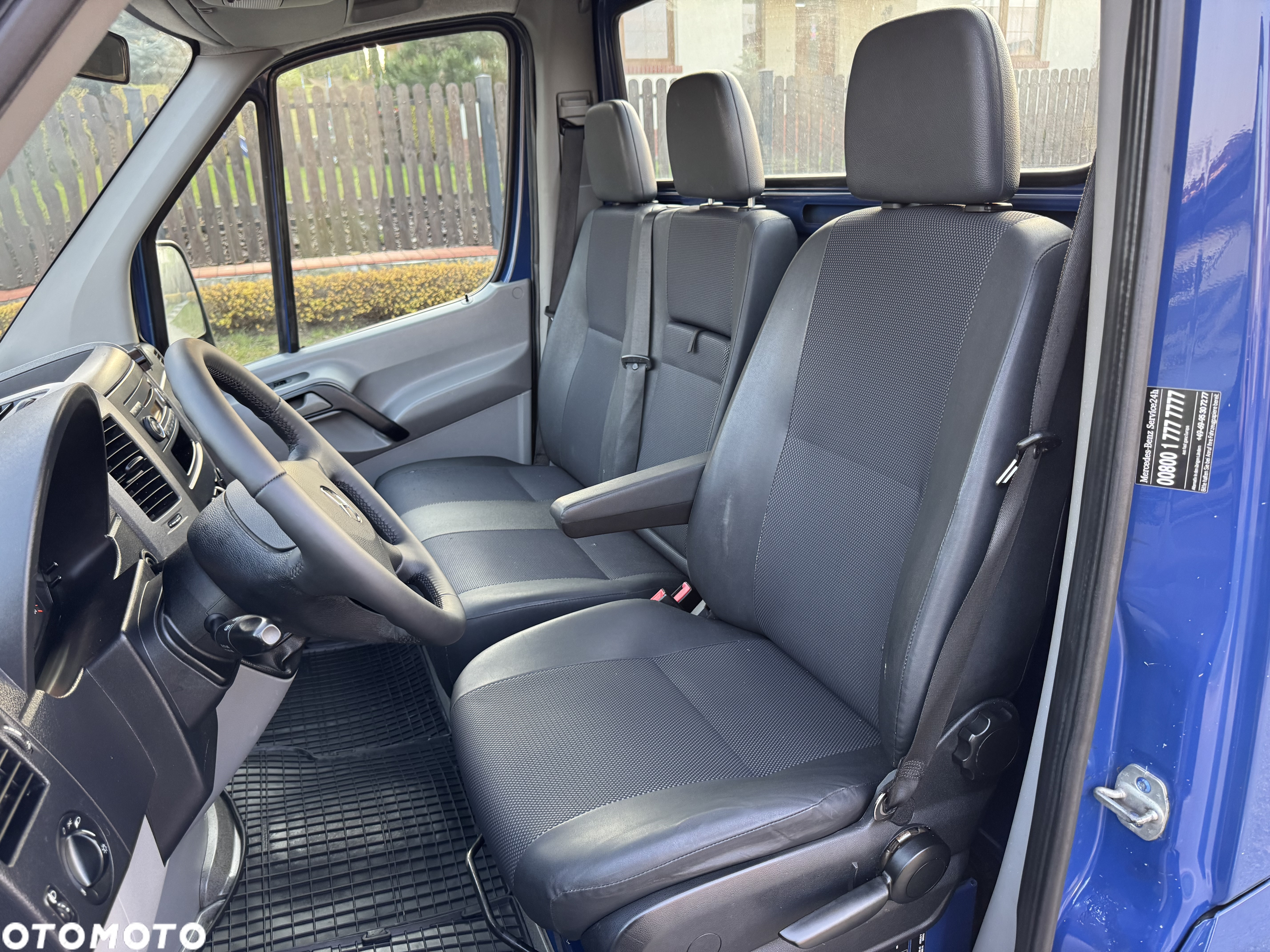Mercedes-Benz Sprinter - 32