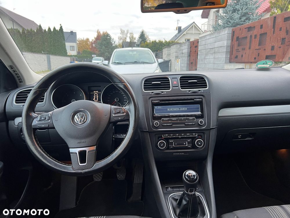 Volkswagen Golf 1.6 TDI DPF MATCH - 9