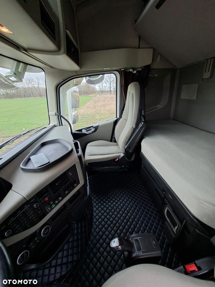 Volvo FH - 20