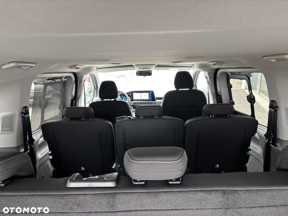 Volkswagen Caravelle - 25