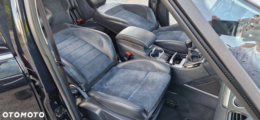 Ford S-Max - 24