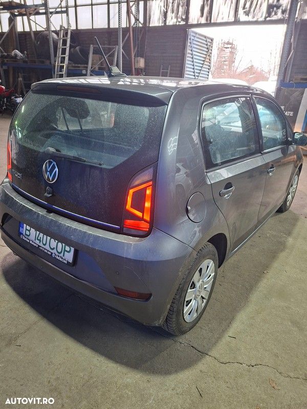 Volkswagen up! - 5