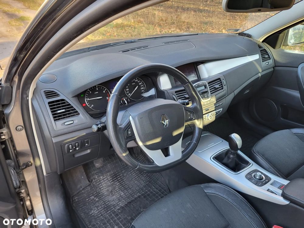 Renault Laguna 2.0 DCi Confort Dynamique - 9