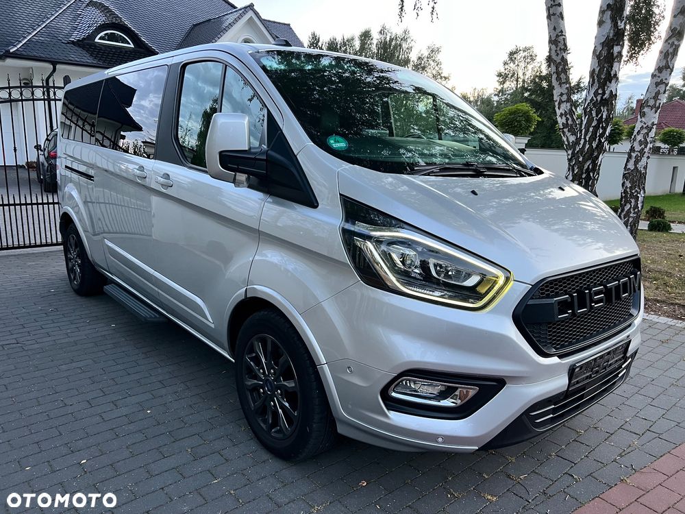 Ford Tourneo Custom 320 L2H1 VA Autm Titanium X