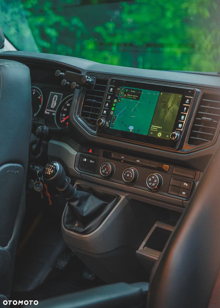 Volkswagen Crafter campervan - 8