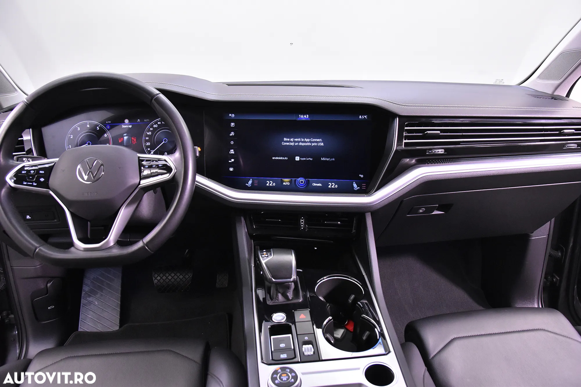 Volkswagen Touareg - 9