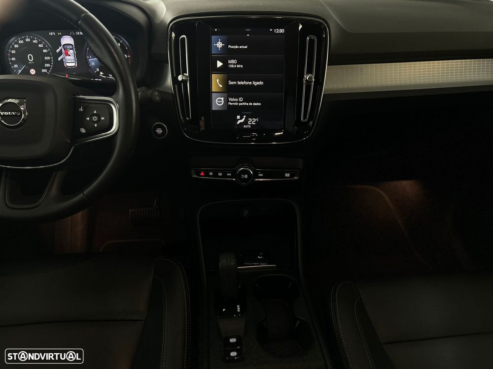Volvo XC 40 2.0 D3 Momentum Plus Geartronic - 14