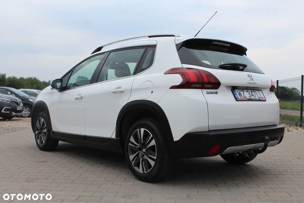 Peugeot 2008 PureTech 110 Stop&Start Allure - 11