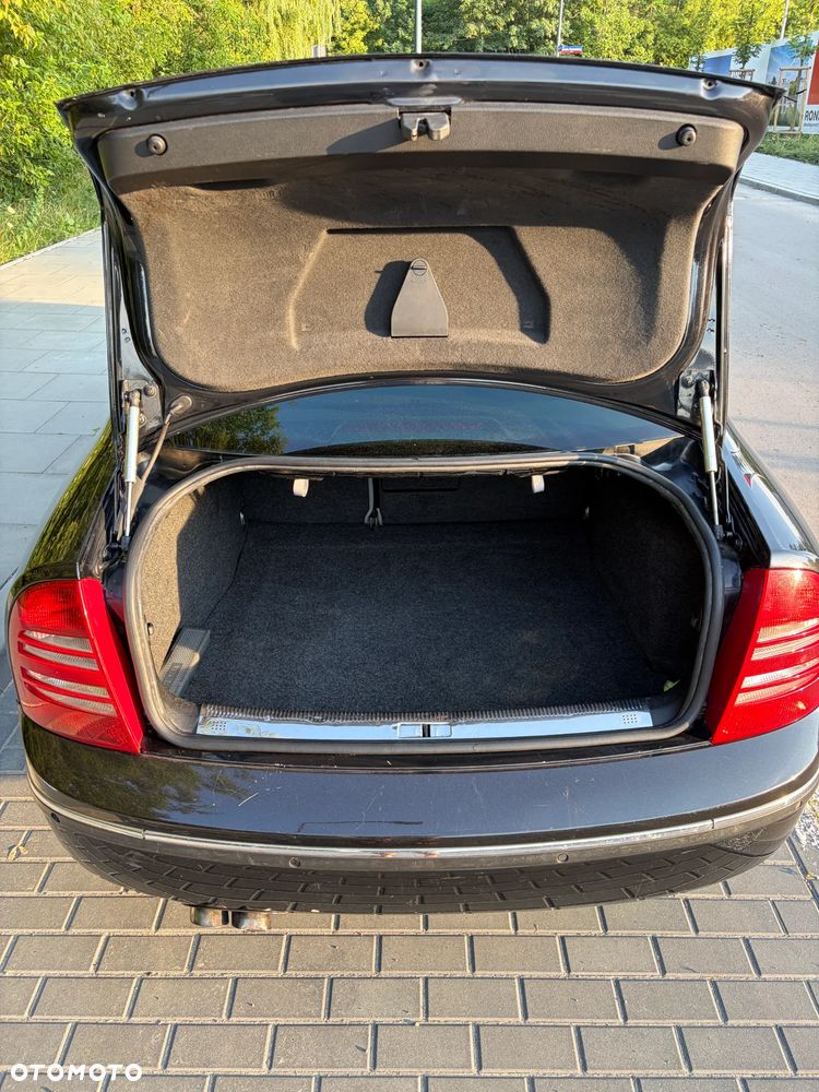 Skoda Superb 2.0 TDI DPF Edition 100 - 9