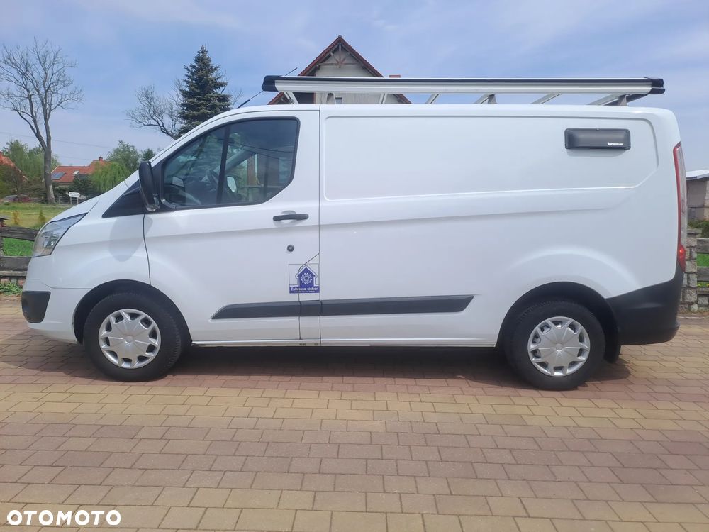 Ford TRANSIT CUSTOM - 8