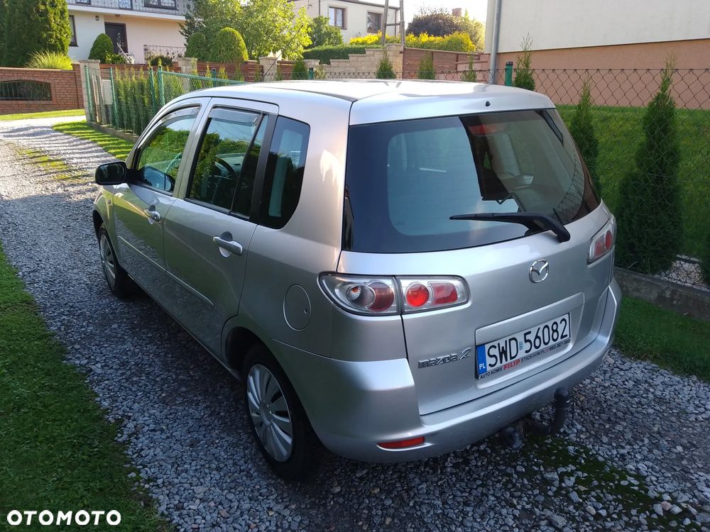 Mazda 2 - 8