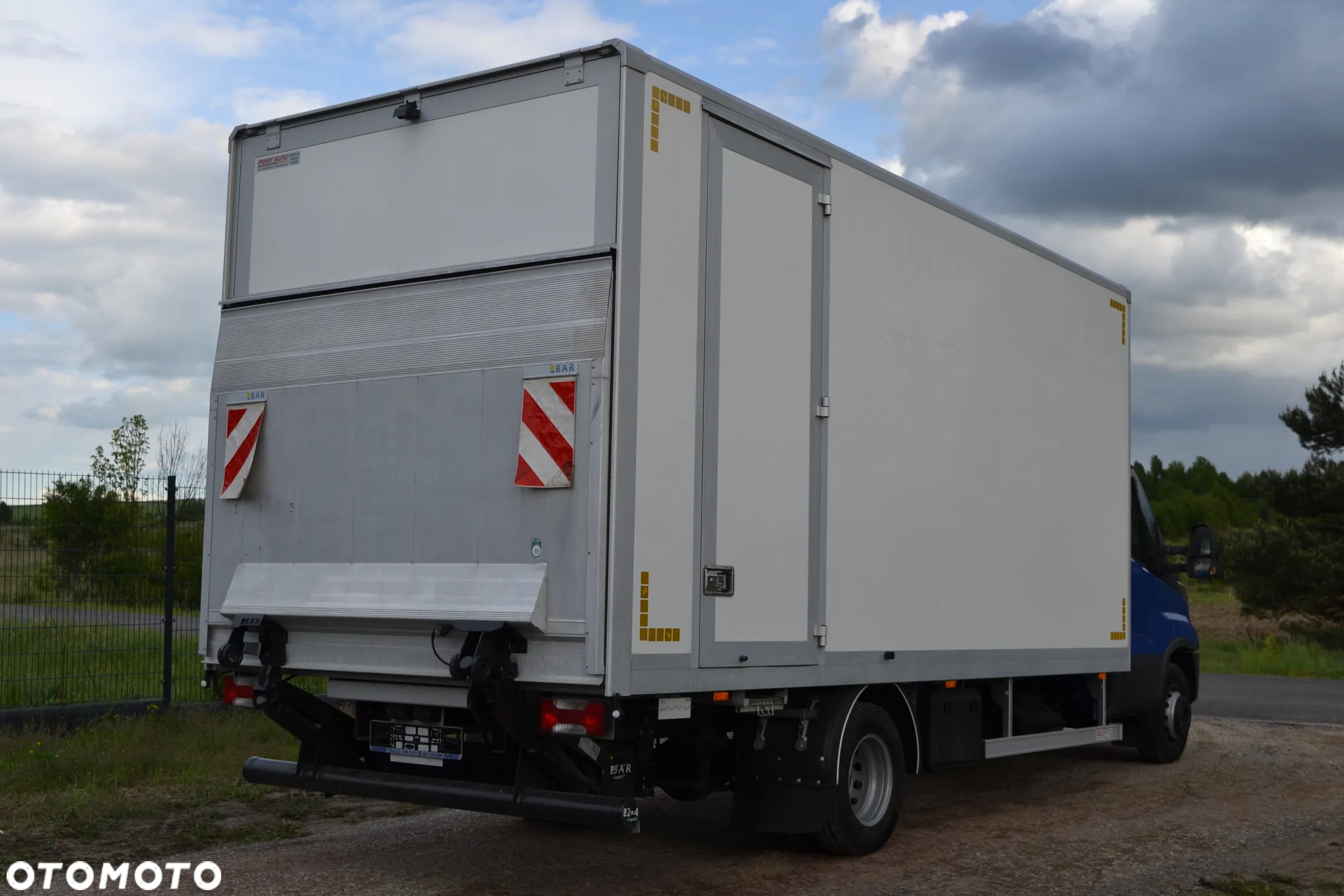 Iveco Daily 72-180 72C18 Kontener Izotermiczny Izoterma Winda 1000 KG Boczne drzwi 65C 70C SALON PL - 5