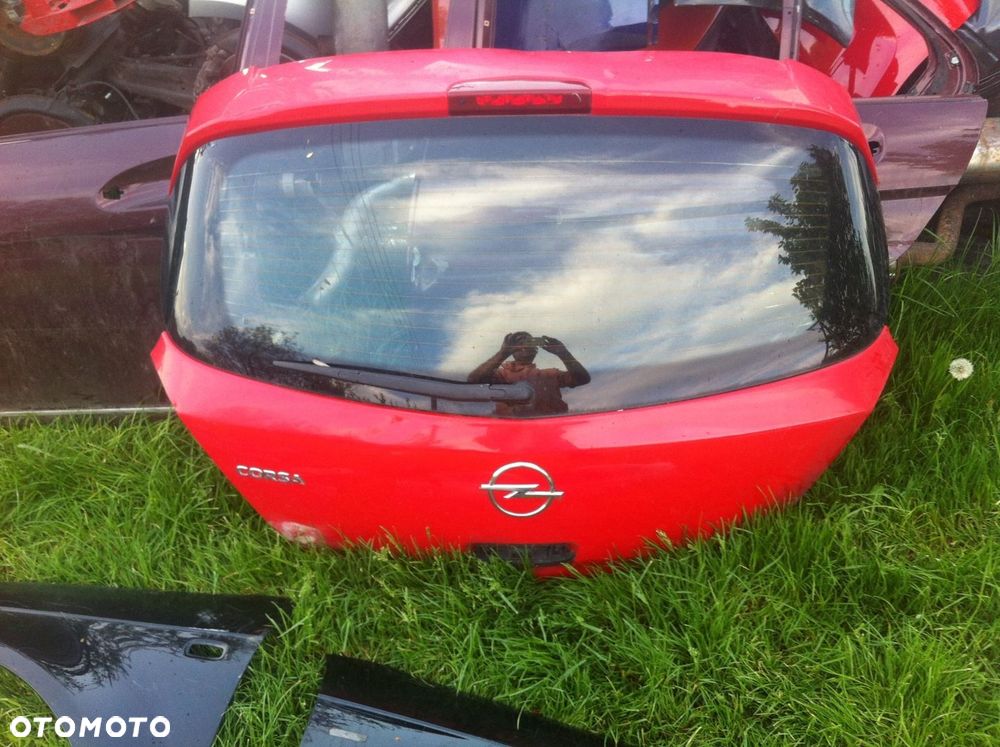 OPEL CORSA D KLAPA TYLNA - 1