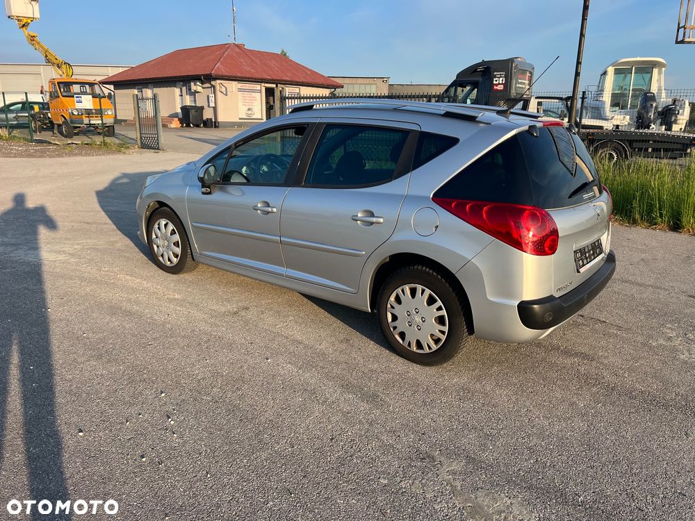Peugeot 207 120 Automatik Premium - 3