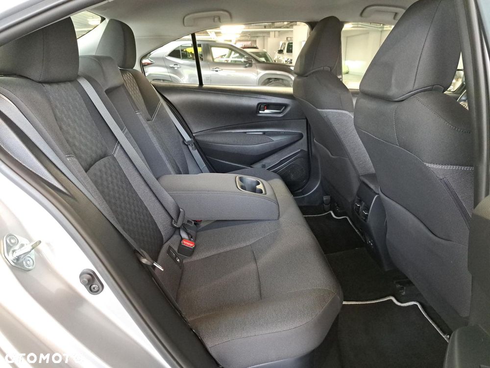 Toyota Corolla 1.8 Hybrid Comfort - 12