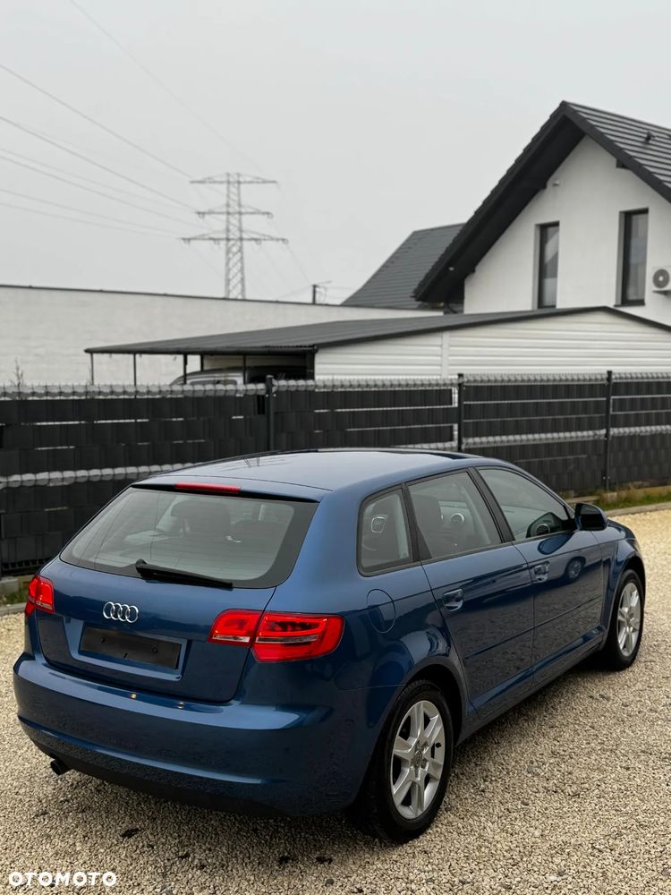 Audi A3 Sportback 1.6 Ambition - 17