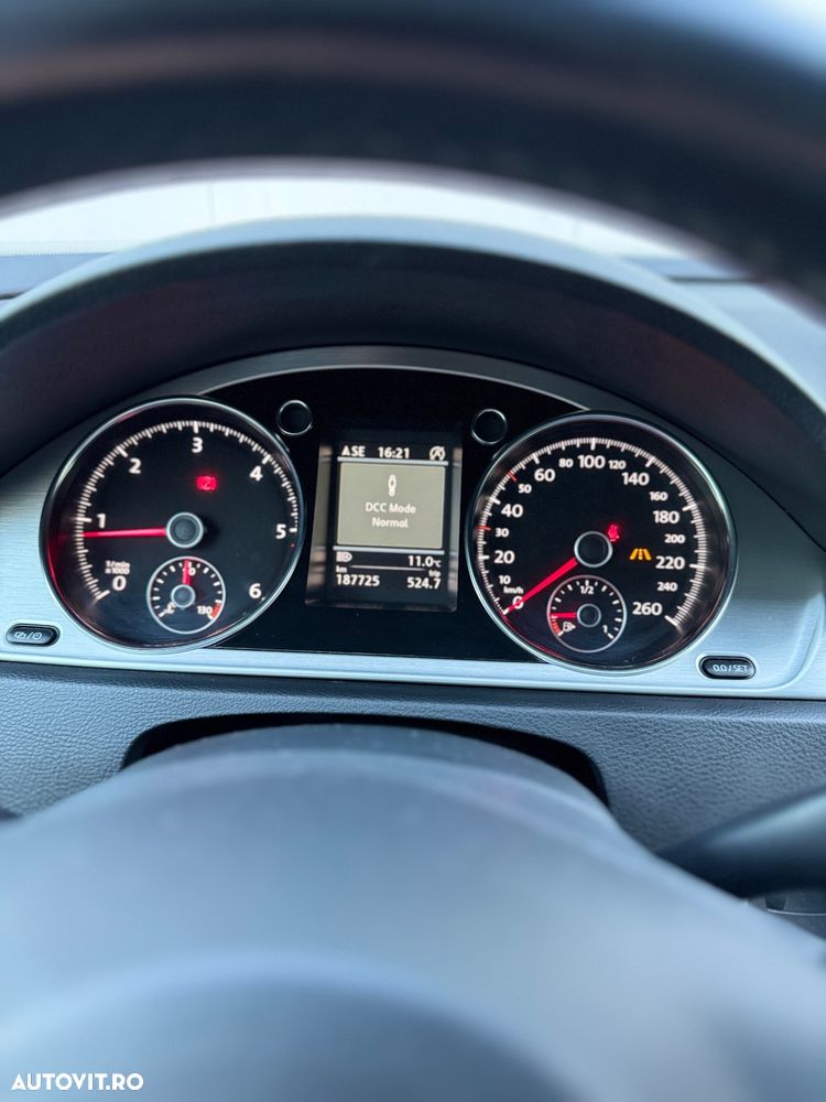 Volkswagen Passat Alltrack - 33