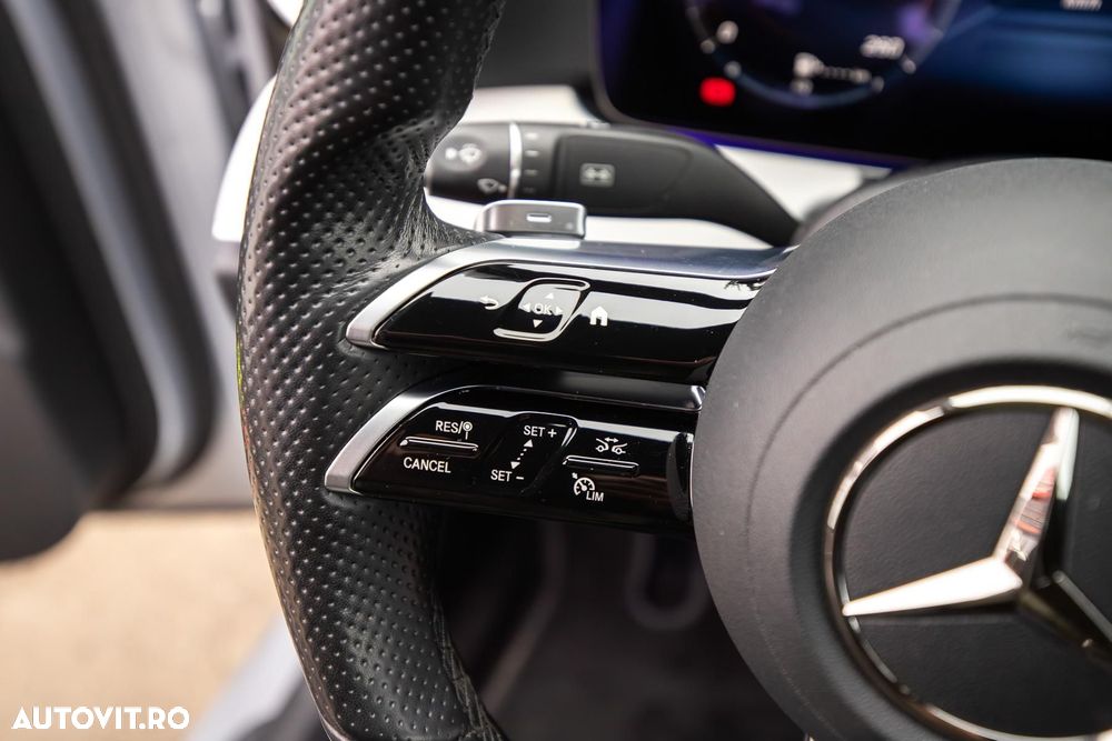 Mercedes-Benz E - 21