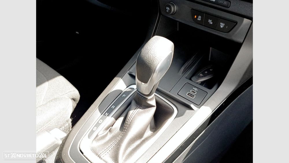 Ford Puma 1.0 EcoBoost MHEV ST-Line Aut. — fotografia 22