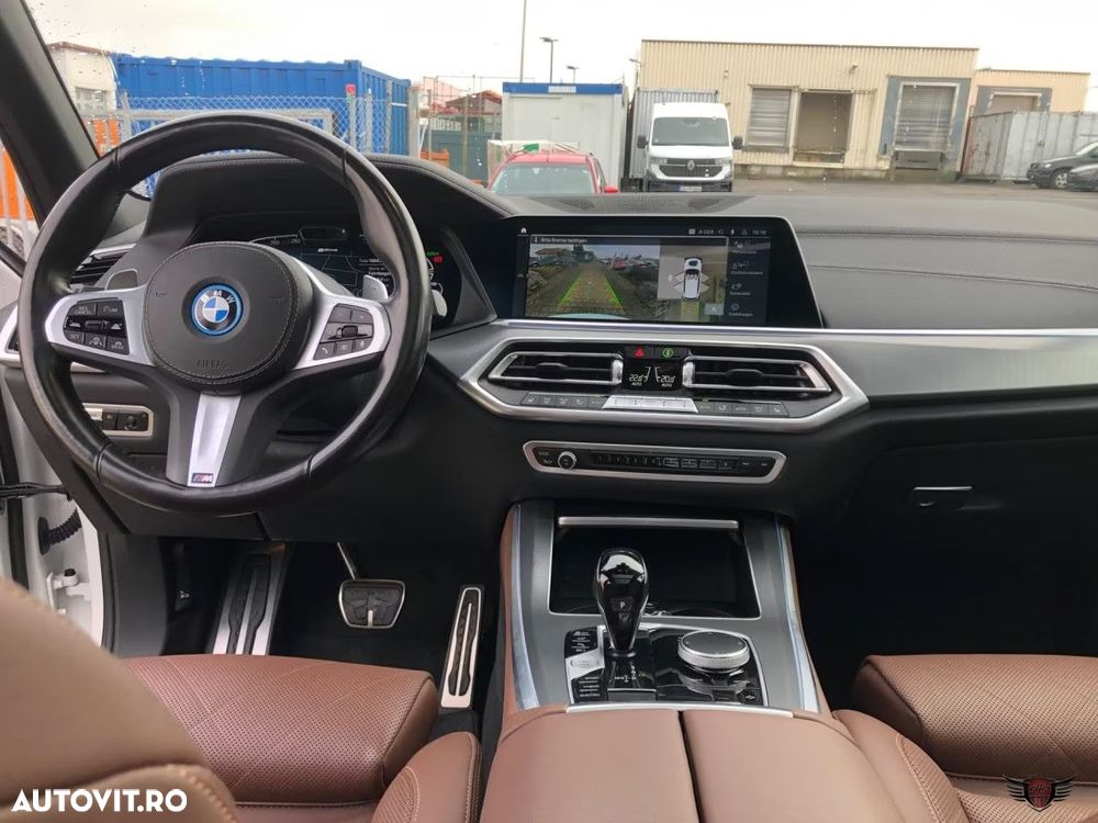 BMW X5 xDrive45e - 10