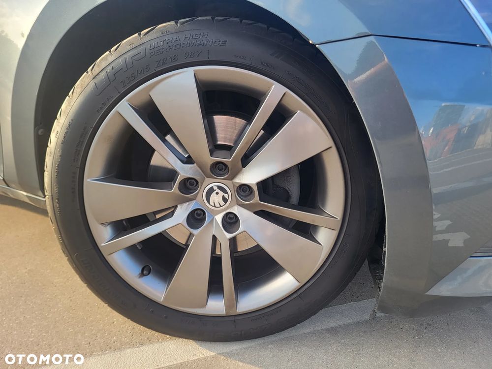 Skoda Superb 1.4 TSI ACT Sportline DSG - 11