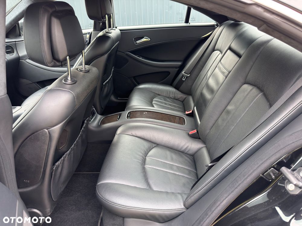 Mercedes-Benz CLS - 26