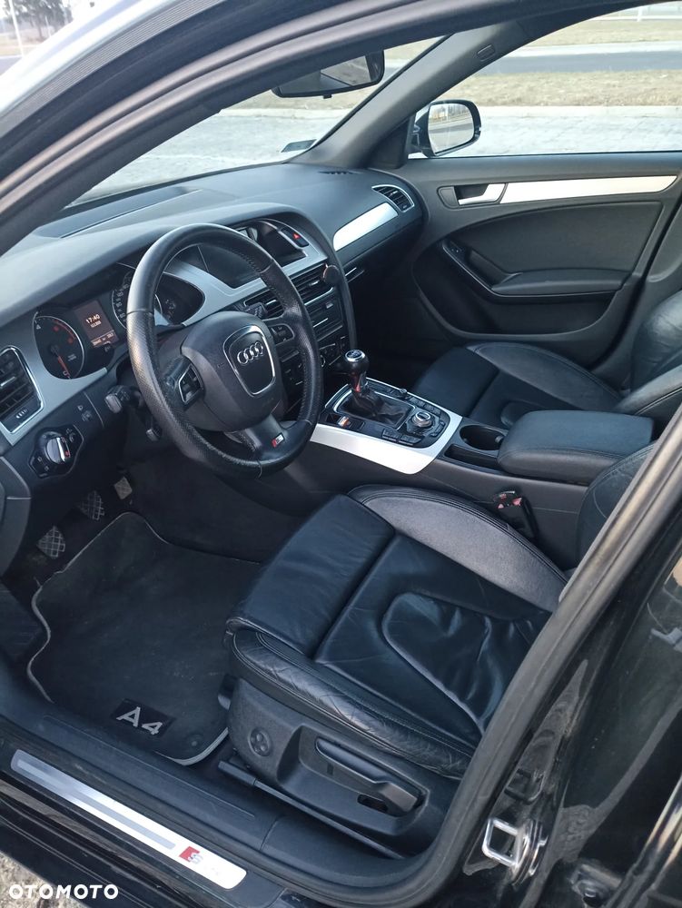 Audi A4 Avant 2.0 TDI - 14