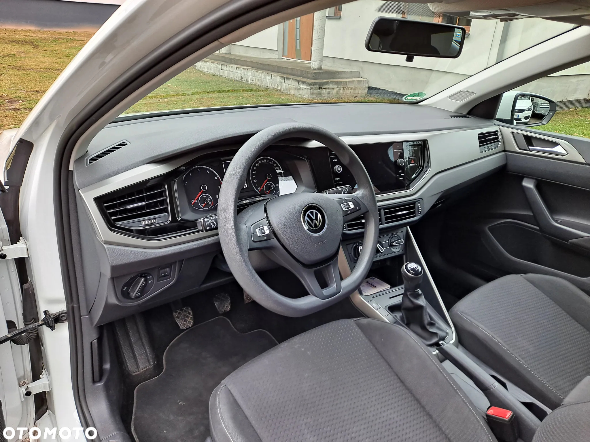 Volkswagen Polo 1.0 TSI Trendline - 9
