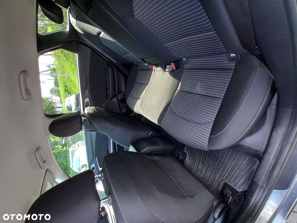 Kia Ceed - 18