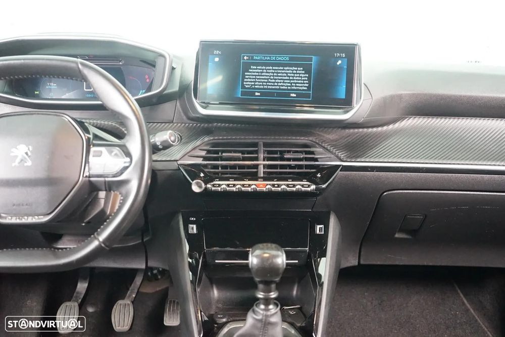 Peugeot 208 1.2 PureTech Allure - 18