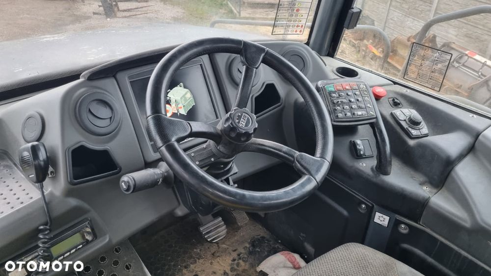 Bell B40E 6x6/ Maszyna sprowadzona - 25