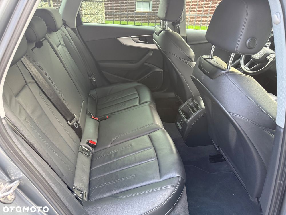 Audi A4 Avant 2.0 TDI ultra S tronic sport - 17