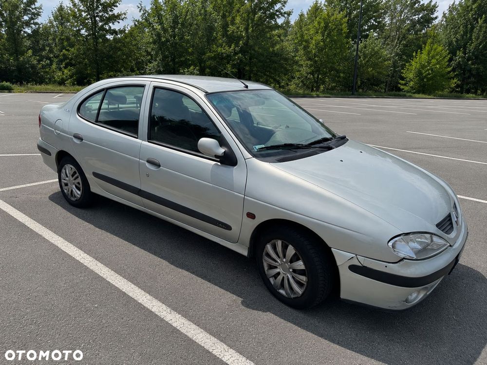 Renault Megane - 1