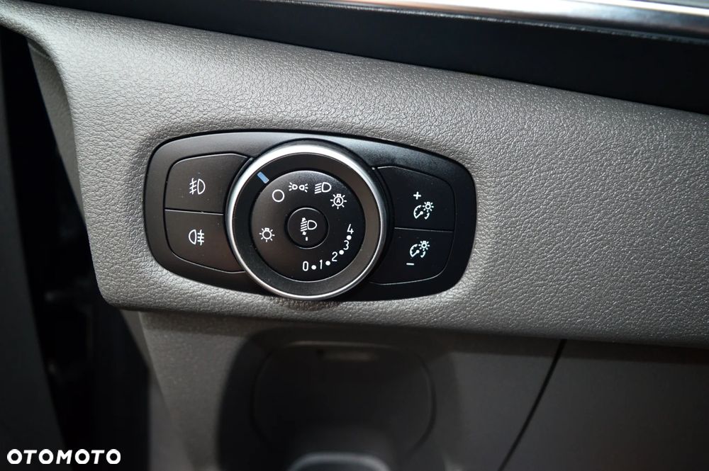 Ford Tourneo Custom 320 L1H1 VA Autm Titanium X - 33